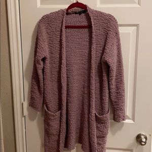 Pink cardigan with front pockets